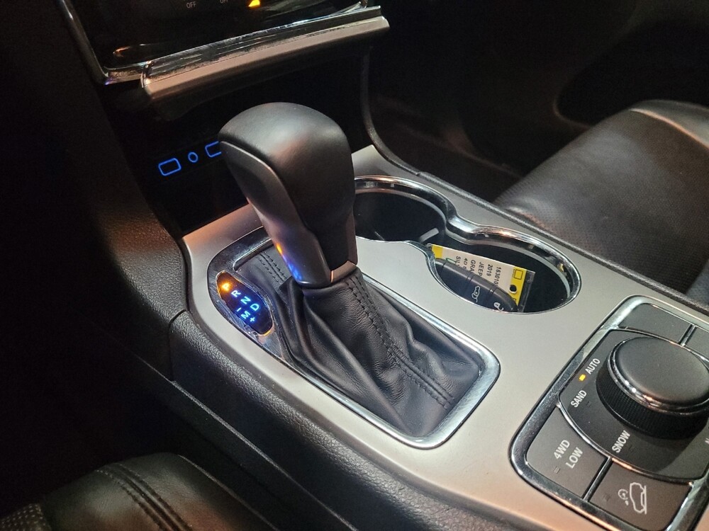 2019 Jeep Grand Cherokee in Pittsburgh, PA 15236 - 18145401 26