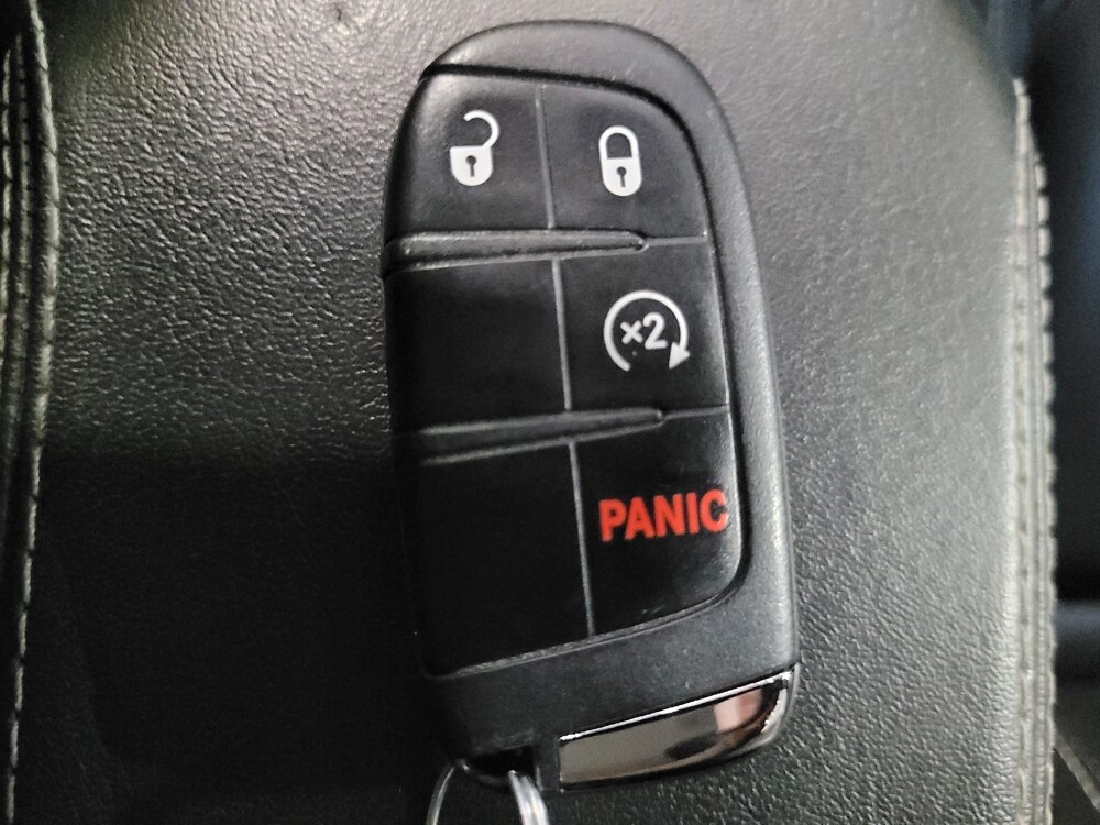 2020 Jeep Renegade in Temple Hills, MD 20746 - 18145405 32