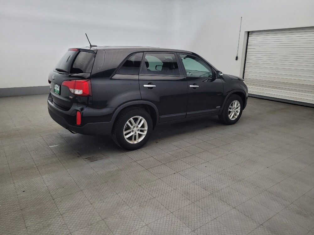 2015 Kia Sorento in New Castle, DE 19720 - 18145410 10