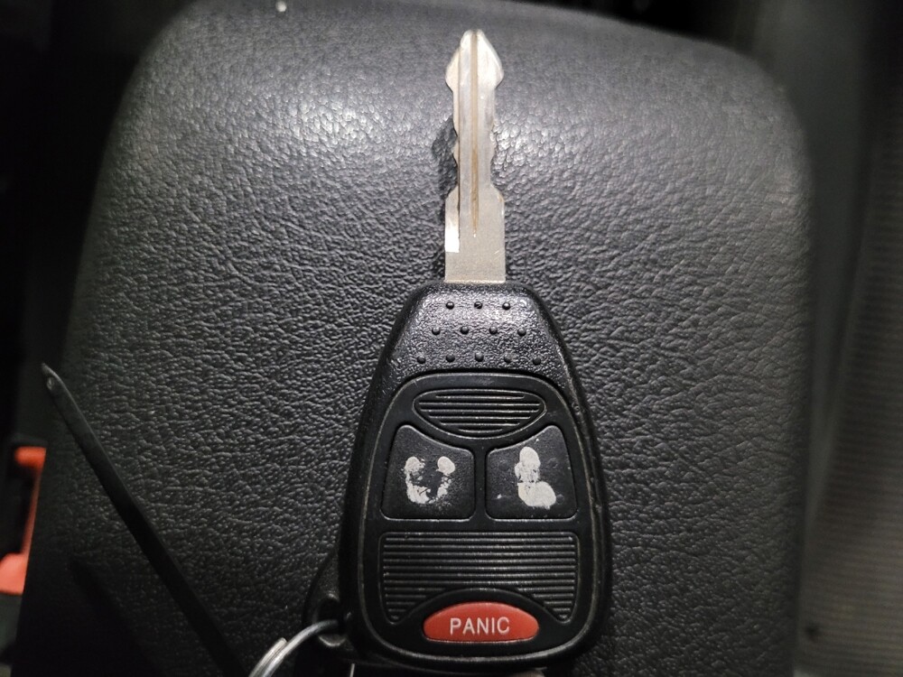 2015 Jeep Compass in Temple Hills, MD 20746 - 18145413 32