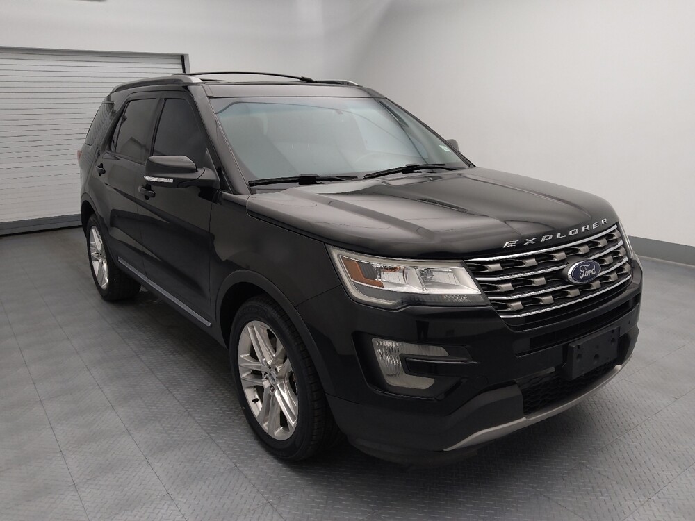 2016 Ford Explorer in Topeka, KS 66611 - 18145418 13