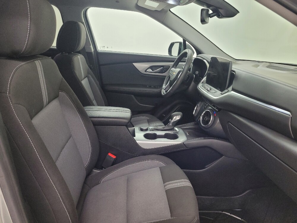 2024 Chevrolet Blazer in St. Louis, MO 63125 - 18145424 21