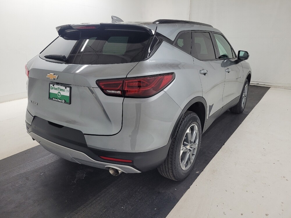2024 Chevrolet Blazer in St. Louis, MO 63125 - 18145424 9