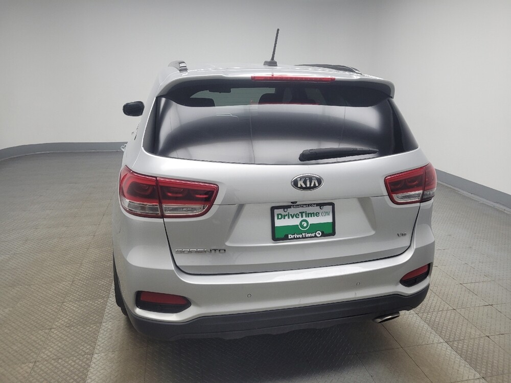 2019 Kia Sorento in Indianapolis, IN 46222 - 18145427 6