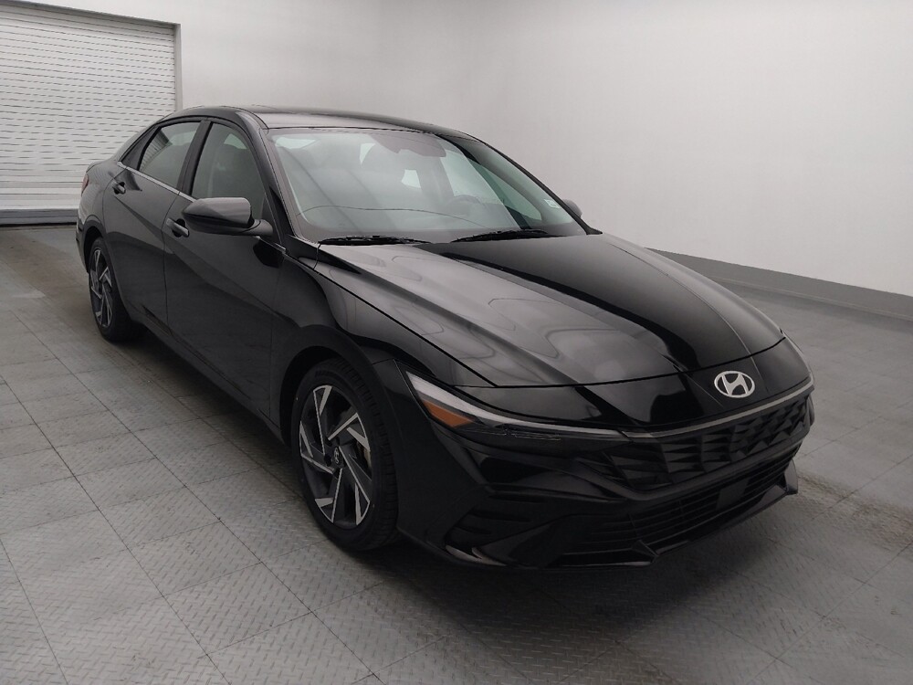 2024 Hyundai Elantra in Hialeah, FL 33014 - 18145434 13