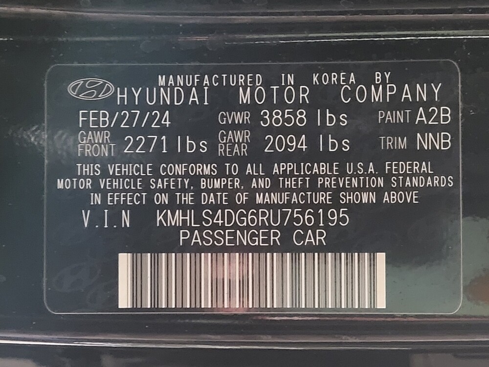 2024 Hyundai Elantra in Hialeah, FL 33014 - 18145434 33