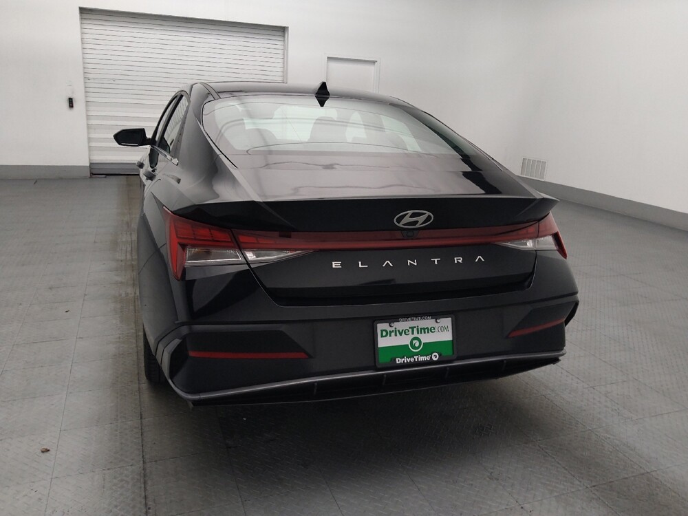 2024 Hyundai Elantra in Hialeah, FL 33014 - 18145434 6
