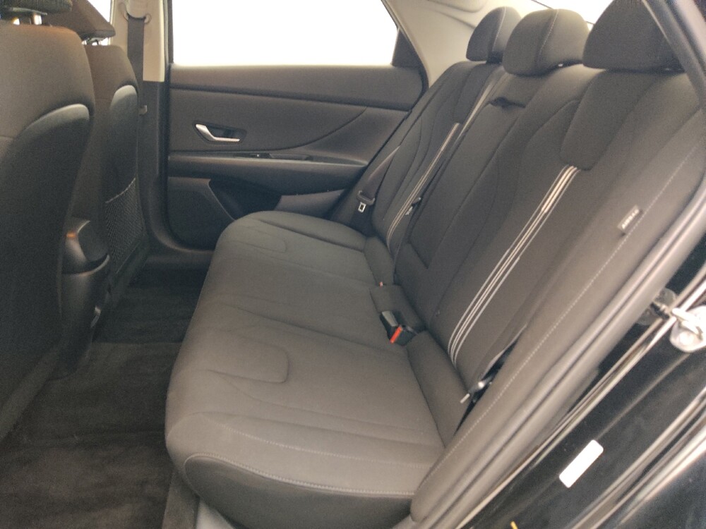 2024 Hyundai Elantra in Hialeah, FL 33014 - 18145434 18