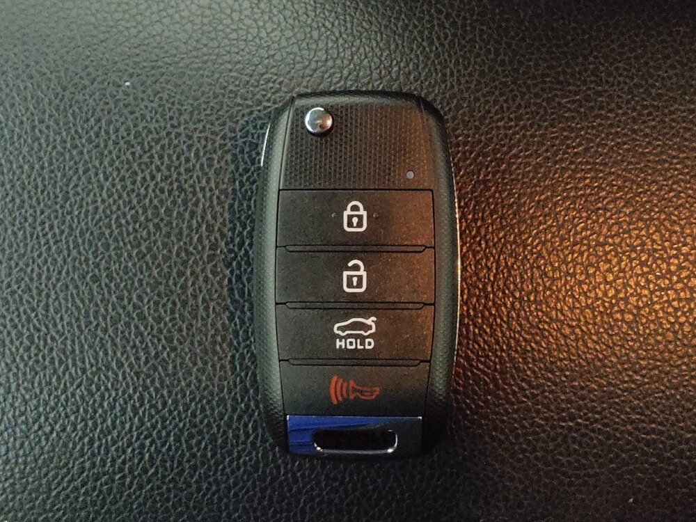 2018 Kia Forte in Ocala, FL 34471 - 18145437 32
