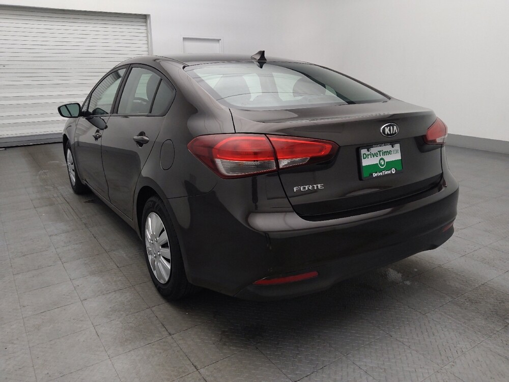 2018 Kia Forte in Ocala, FL 34471 - 18145437 5