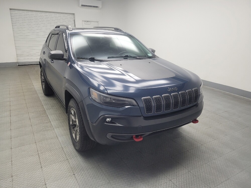 2019 Jeep Cherokee in Indianapolis, IN 46219 - 18145456 13