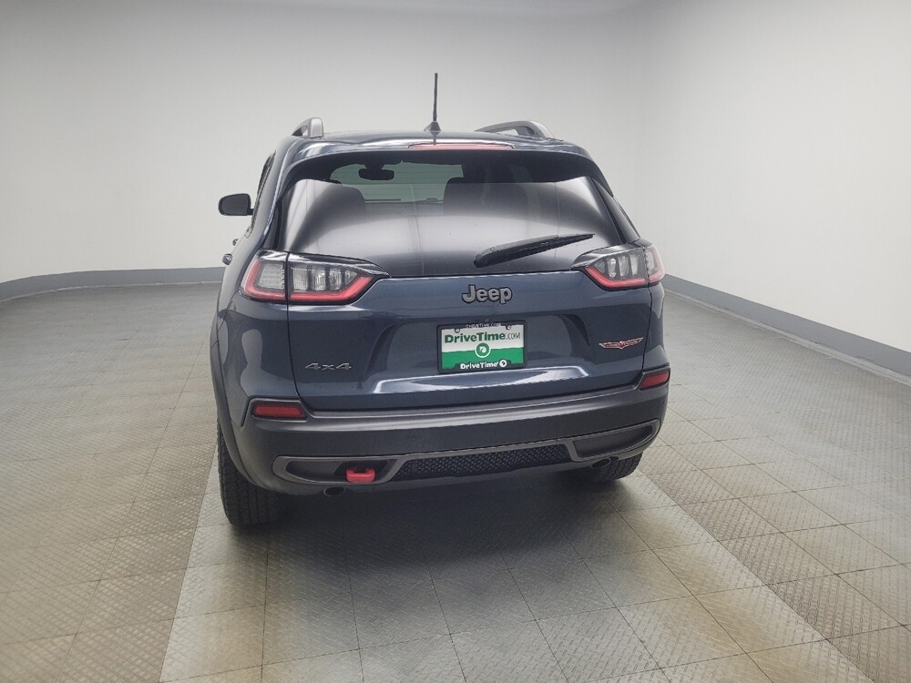 2019 Jeep Cherokee in Indianapolis, IN 46219 - 18145456 6