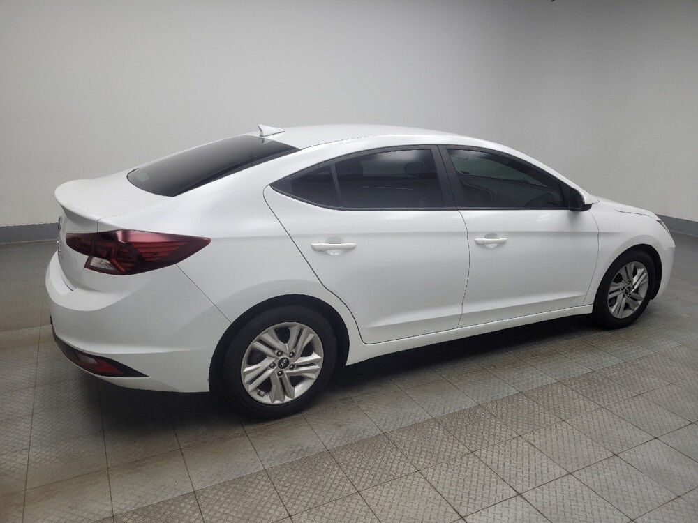2020 Hyundai Elantra in Indianapolis, IN 46219 - 18145457 10
