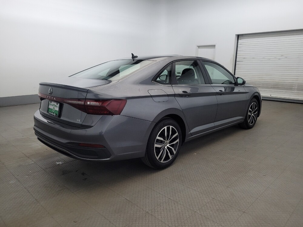 2025 Volkswagen Jetta in Woodbridge, VA 22191 - 18145459 9