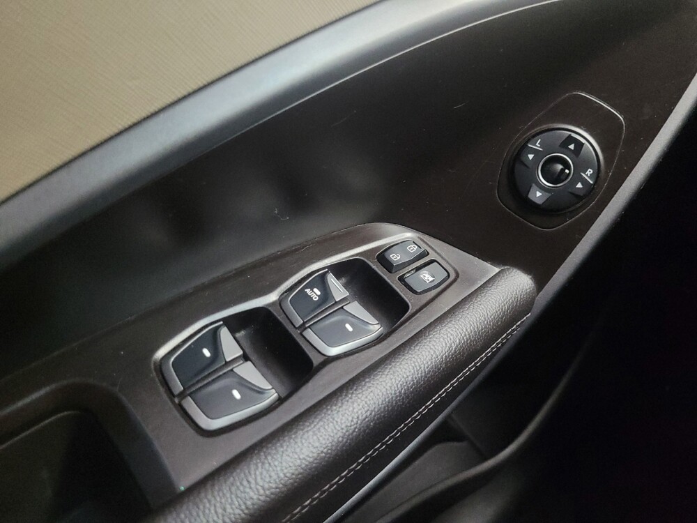 2014 Hyundai Santa Fe in Indianapolis, IN 46219 - 18145467 27