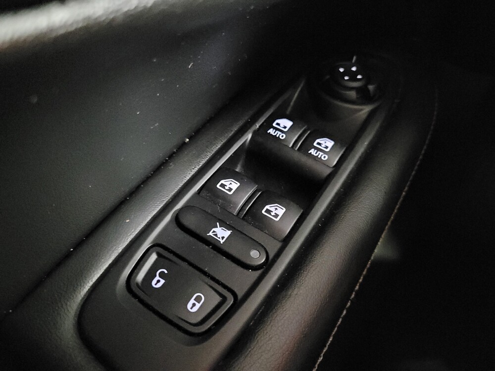 2021 Jeep Compass in Clearwater, FL 33764 - 18145472 27