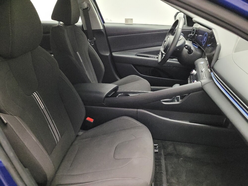 2025 Hyundai Elantra in Downey, CA 90241 - 18145475 21