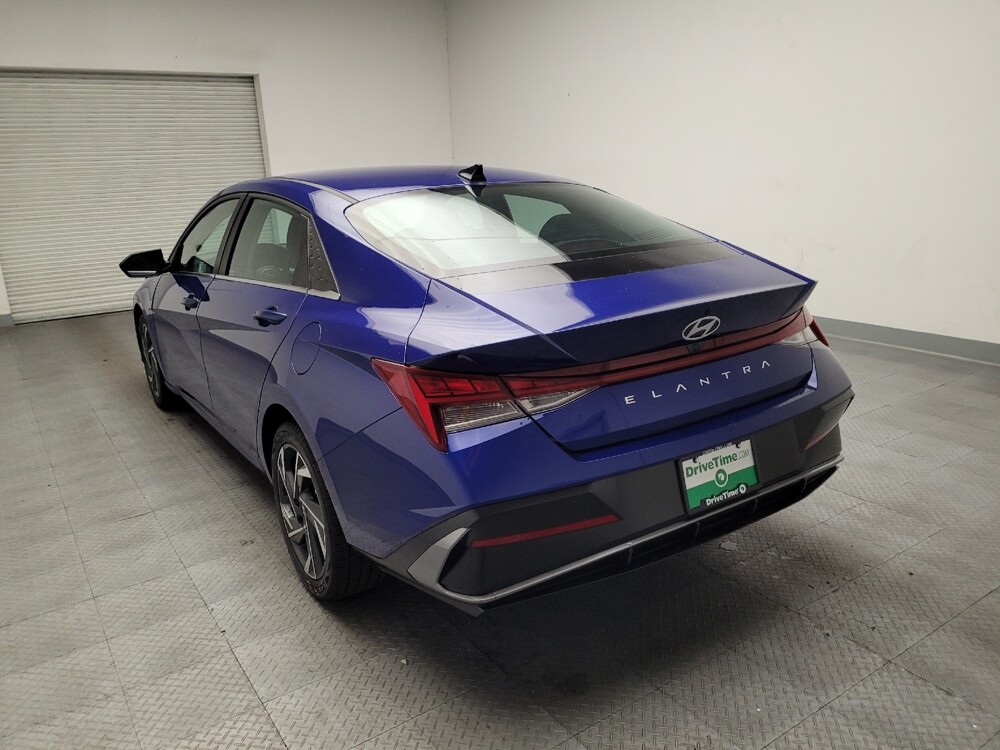 2025 Hyundai Elantra in Downey, CA 90241 - 18145475 6