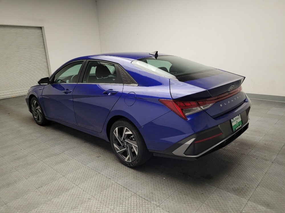 2025 Hyundai Elantra in Downey, CA 90241 - 18145475 5