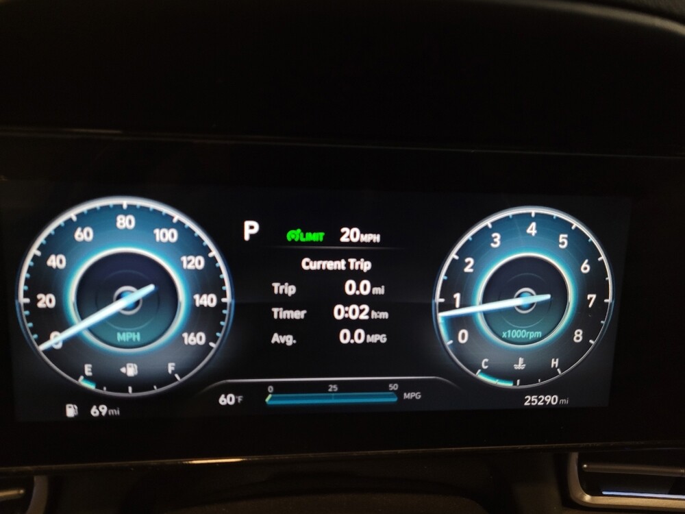 2025 Hyundai Elantra in Downey, CA 90241 - 18145475 23