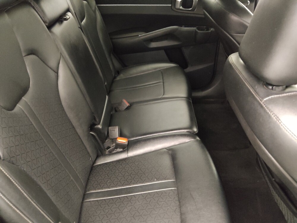 2022 Kia Sorento in Tampa, FL 33612 - 18145478 19