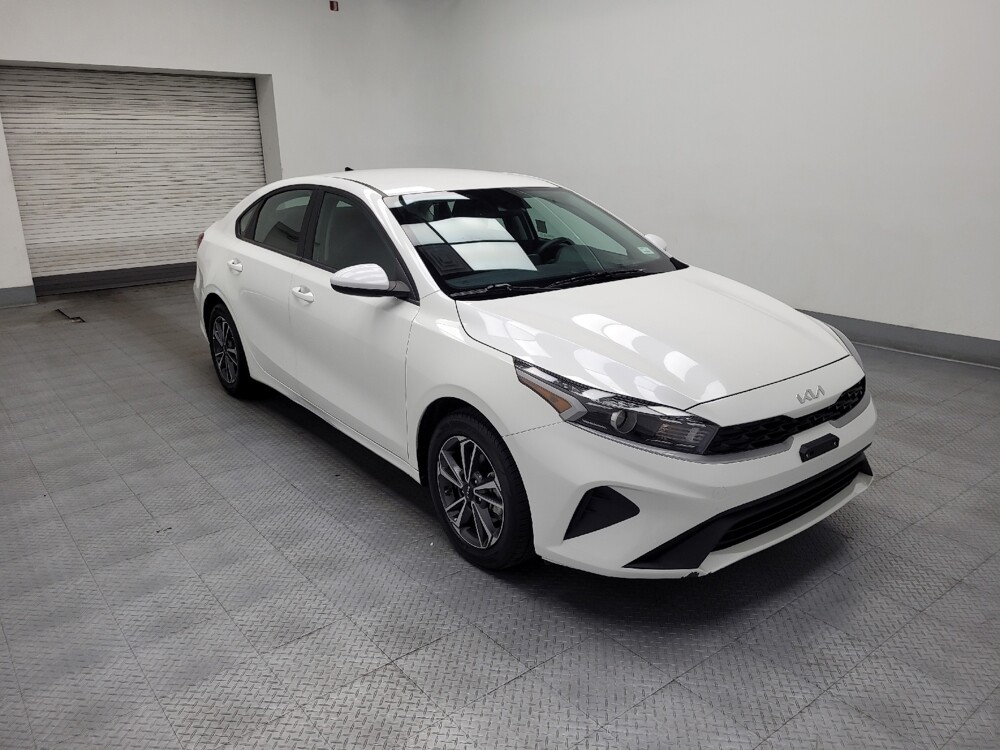 2024 Kia Forte in Las Vegas, NV 89104 - 18145487 13