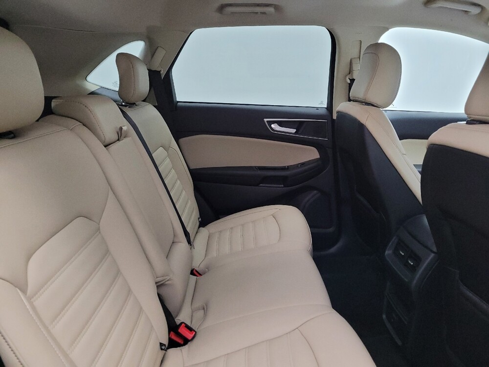 2020 Ford Edge in Maple Heights, OH 44137 - 18145492 19