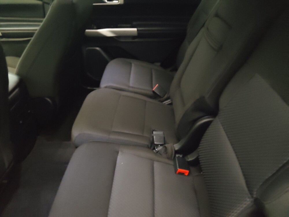 2022 Ford Explorer in Lakeland, FL 33815 - 18145495 18