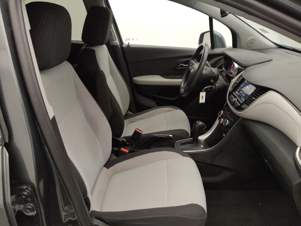 2019 Chevrolet Trax in Houston, TX 77060 - 18145501 21