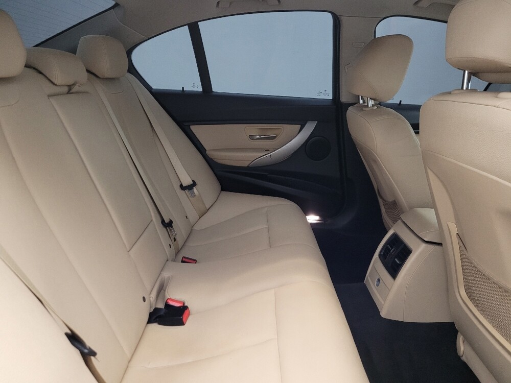 2018 BMW 320i in Chandler, AZ 85225 - 18145503 19