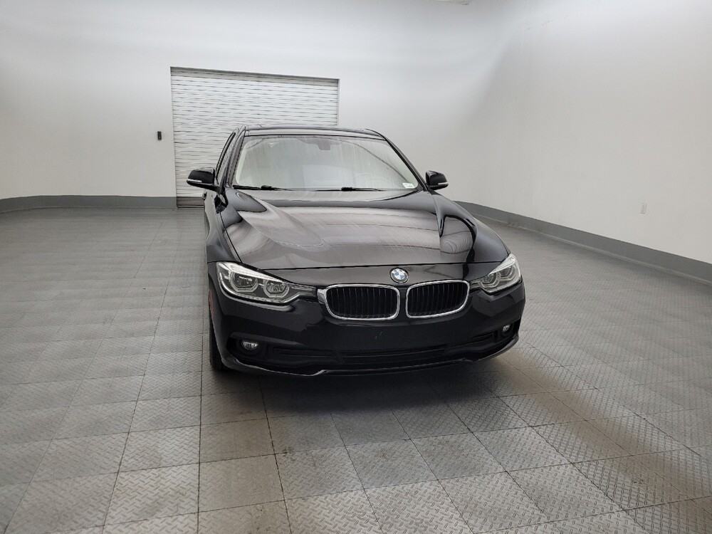 2018 BMW 320i in Chandler, AZ 85225 - 18145503 14