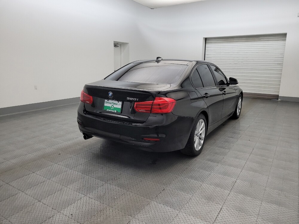 2018 BMW 320i in Chandler, AZ 85225 - 18145503 9