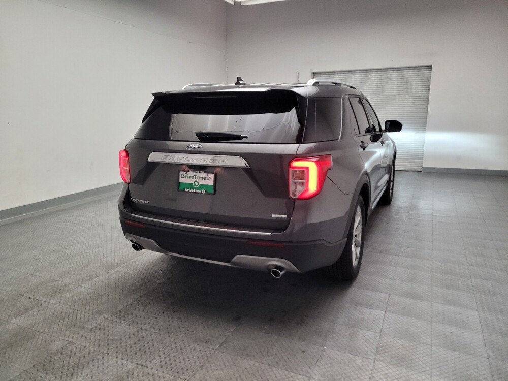 2020 Ford Explorer in Fresno, CA 93726 - 18145506 7