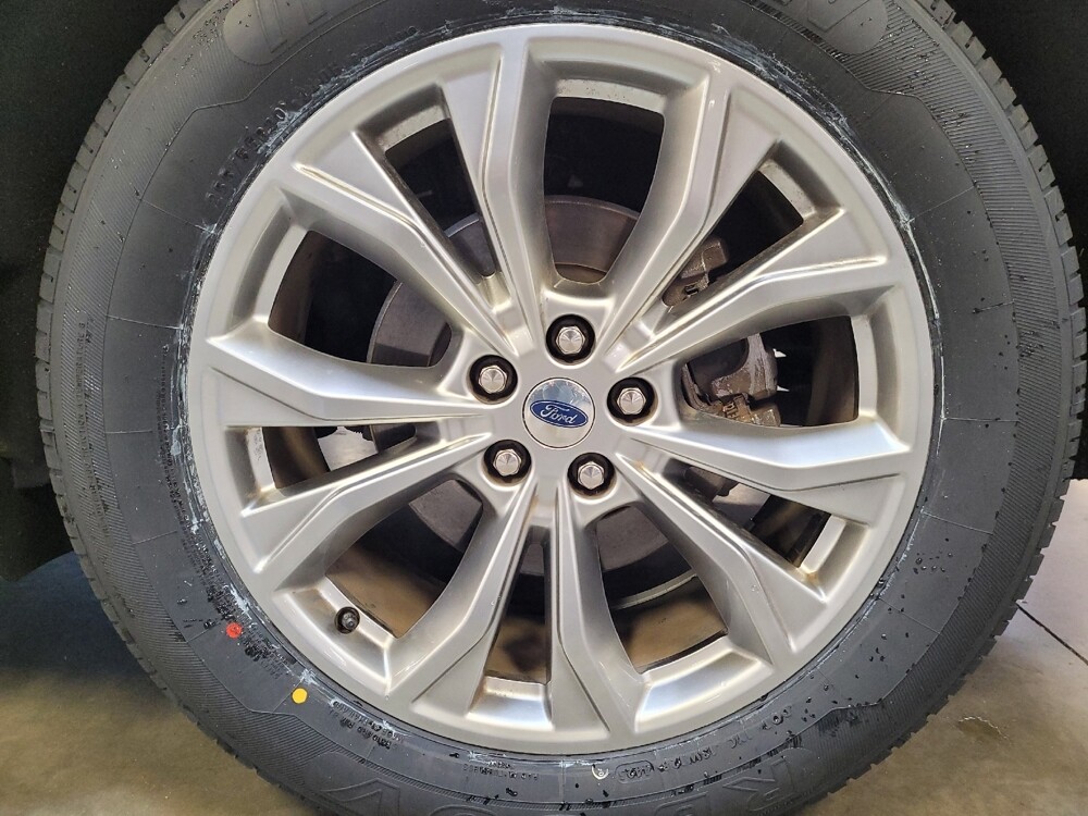 2020 Ford Explorer in Fresno, CA 93726 - 18145506 31