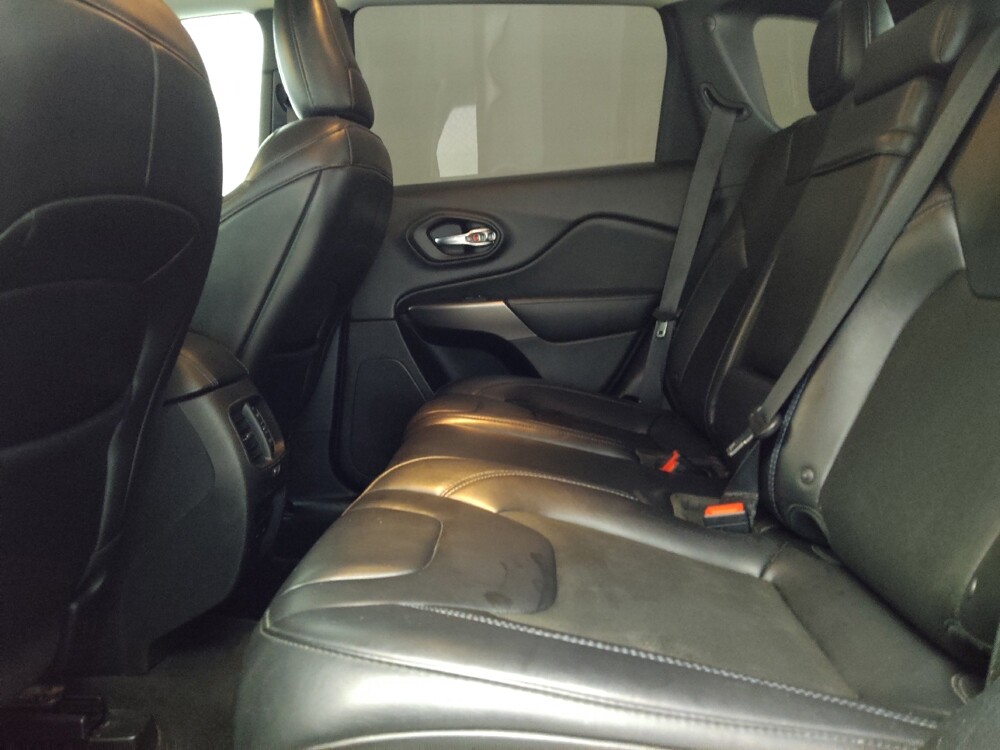 2019 Jeep Cherokee in Arlington, TX 76011 - 18145513 18