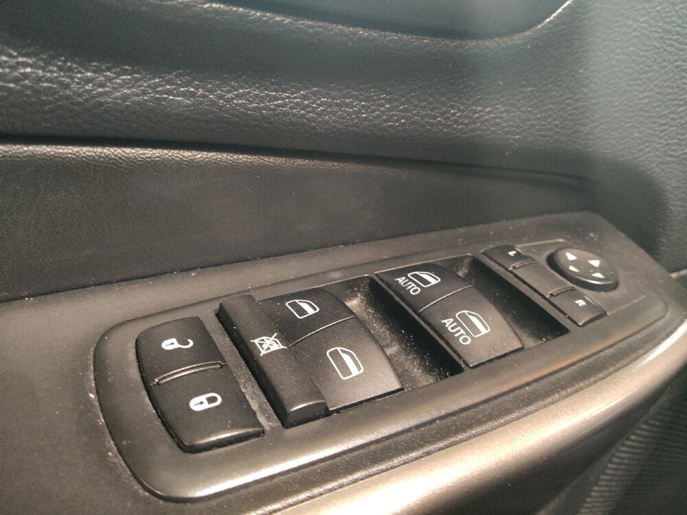2019 Jeep Cherokee in Arlington, TX 76011 - 18145513 27
