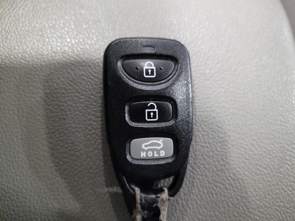 2019 Hyundai Elantra in Temple Hills, MD 20746 - 18145515 32