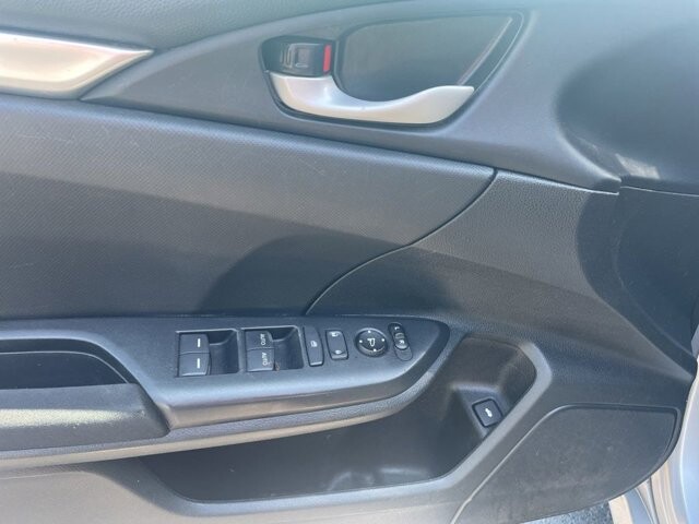 2017 Honda Civic in Marysville, OH 43040 - 18145554 11