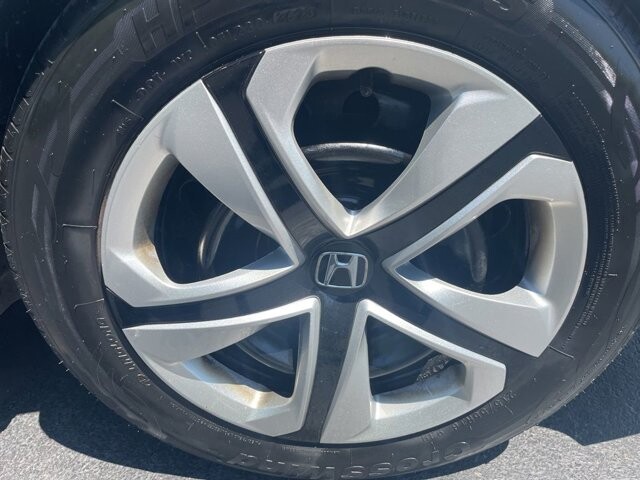 2017 Honda Civic in Marysville, OH 43040 - 18145554 32