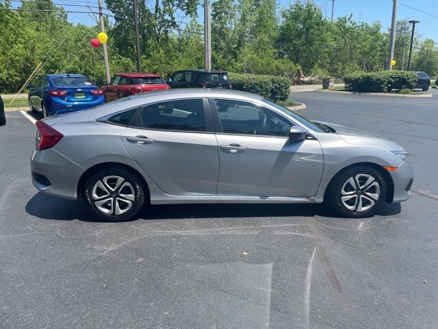 2017 Honda Civic in Marysville, OH 43040 - 18145554 9