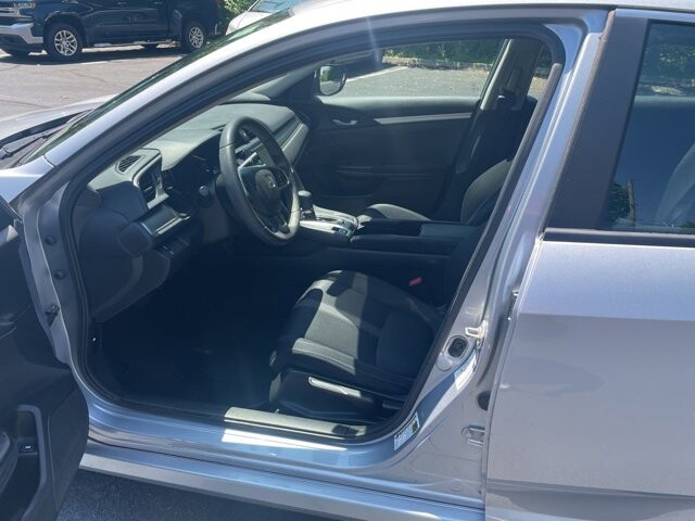 2017 Honda Civic in Marysville, OH 43040 - 18145554 10