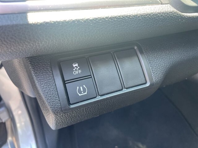 2017 Honda Civic in Marysville, OH 43040 - 18145554 12