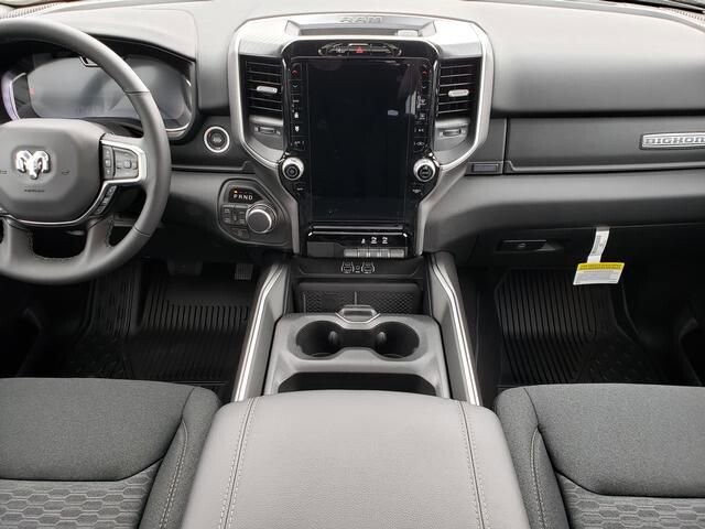 2026 RAM 1500 in Bedford, OH 44146 - 18145557 9