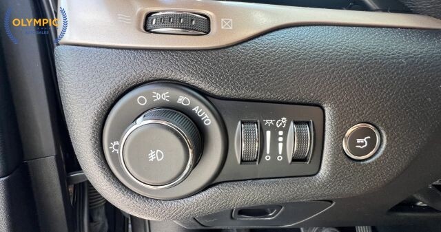 2016 Jeep Cherokee in Decatur, GA 30032 - 18145563 37