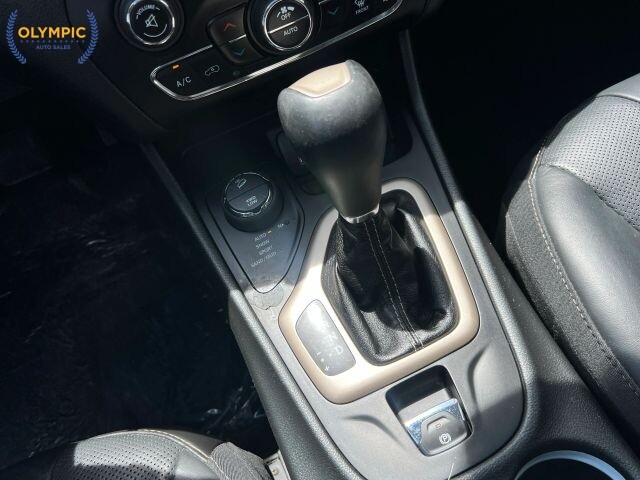 2016 Jeep Cherokee in Decatur, GA 30032 - 18145563 34