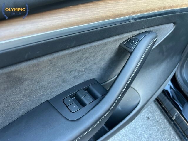 2023 Tesla Model 3 in Decatur, GA 30032 - 18145564 30