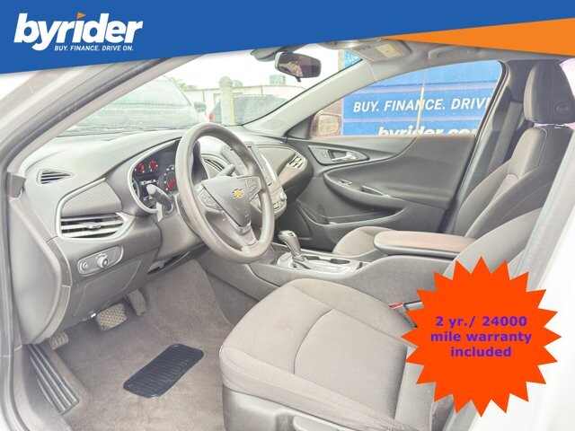 2018 Chevrolet Malibu in Conway, AR 72032 - 18145566 5
