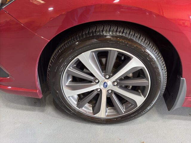 2019 Subaru Legacy in Burlington, WI 53105 - 18145567 9