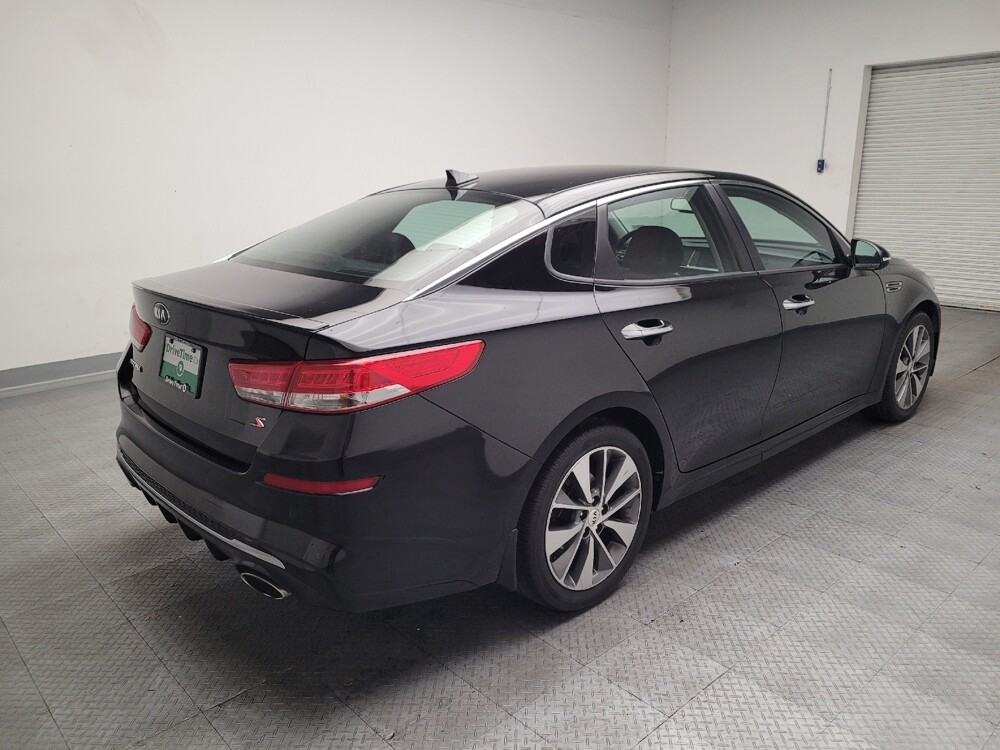2019 Kia Optima in Riverside, CA 92504 - 18145581 9