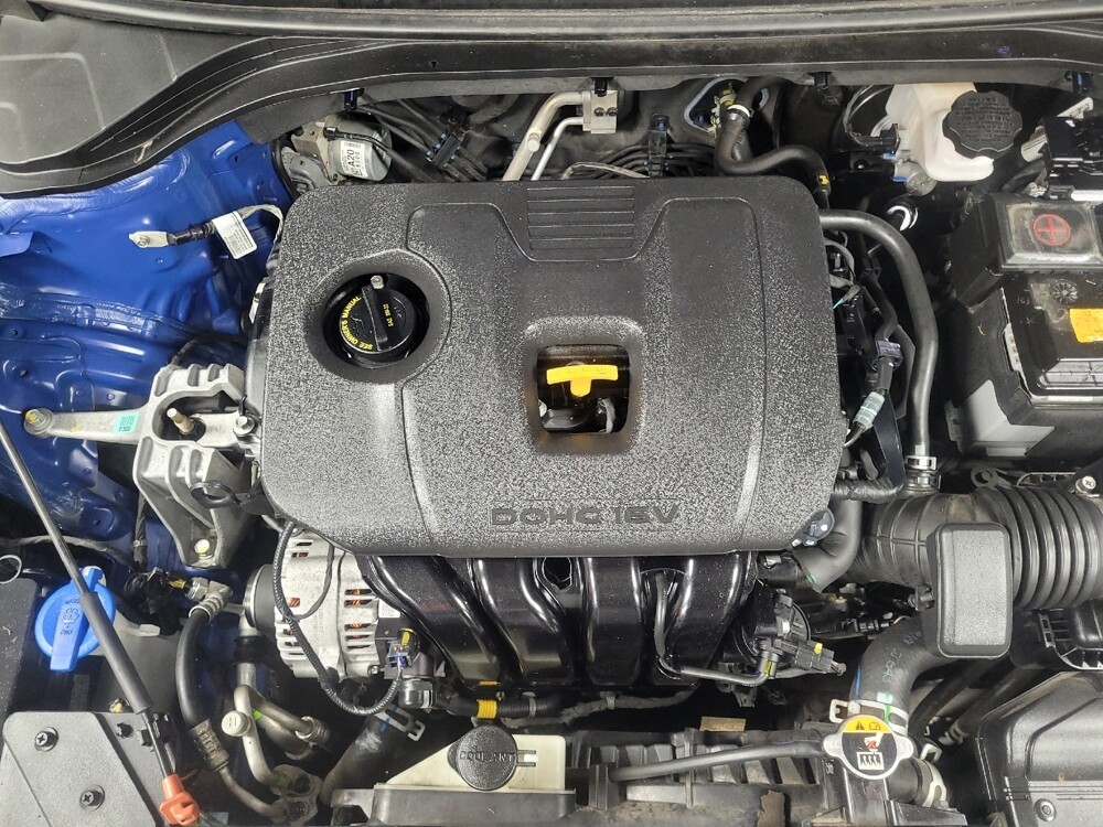 2019 Hyundai Elantra in Marietta, GA 30062 - 18145582 30
